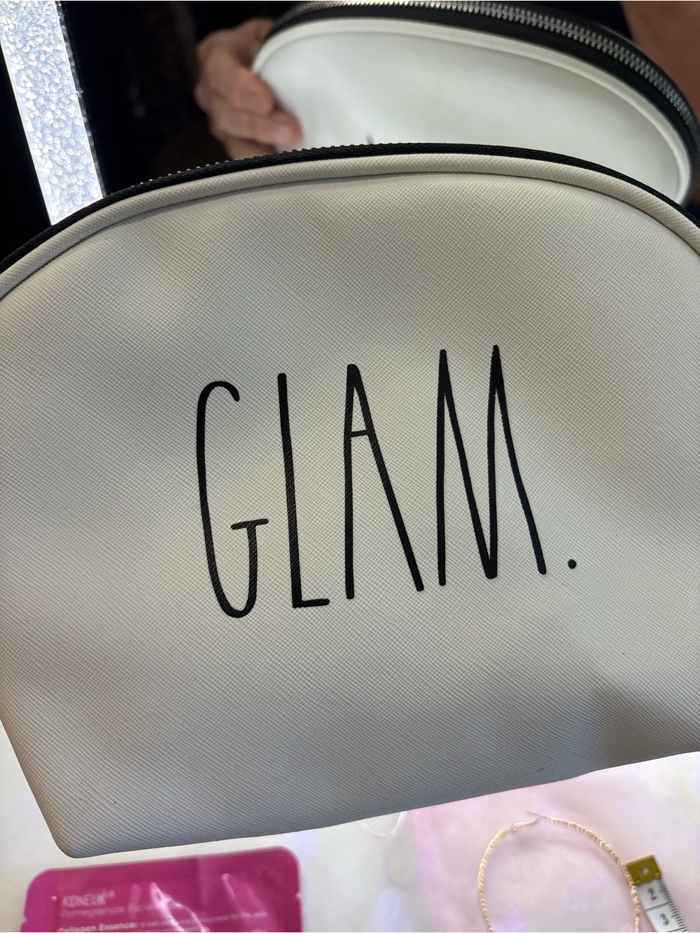 Glam Bundle - Picture 10 of 14